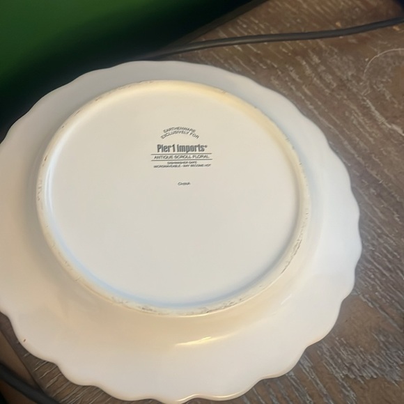 Pier 1 Imports - Picture 3 of 4